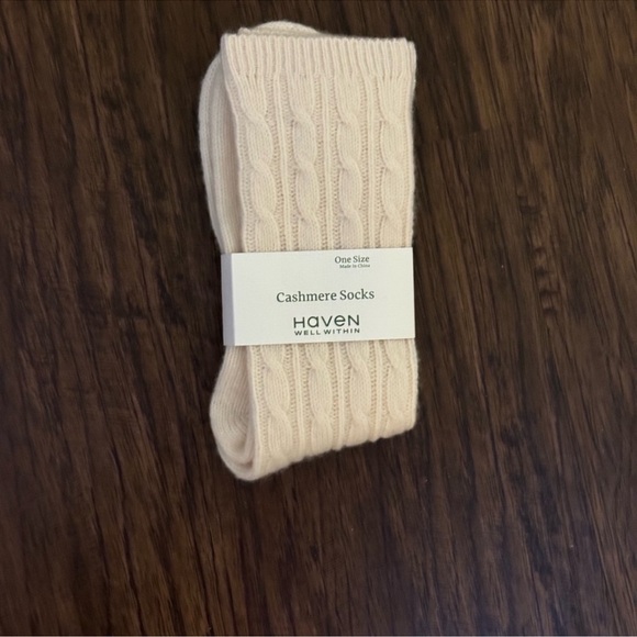 Talbots Cashmere blend cable knit socks - Picture 8 of 14